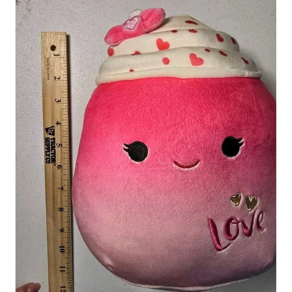 NWT Cinnamon the PINK Milkshake Frozen Yogurt Valentine Squishmallows 